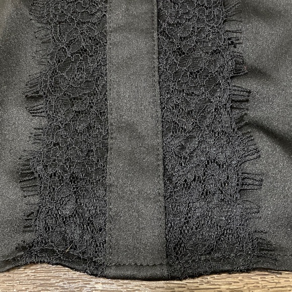 Laundry By Shelli Segal Black Cold Shoulder Blouse - Picture 5 of 10